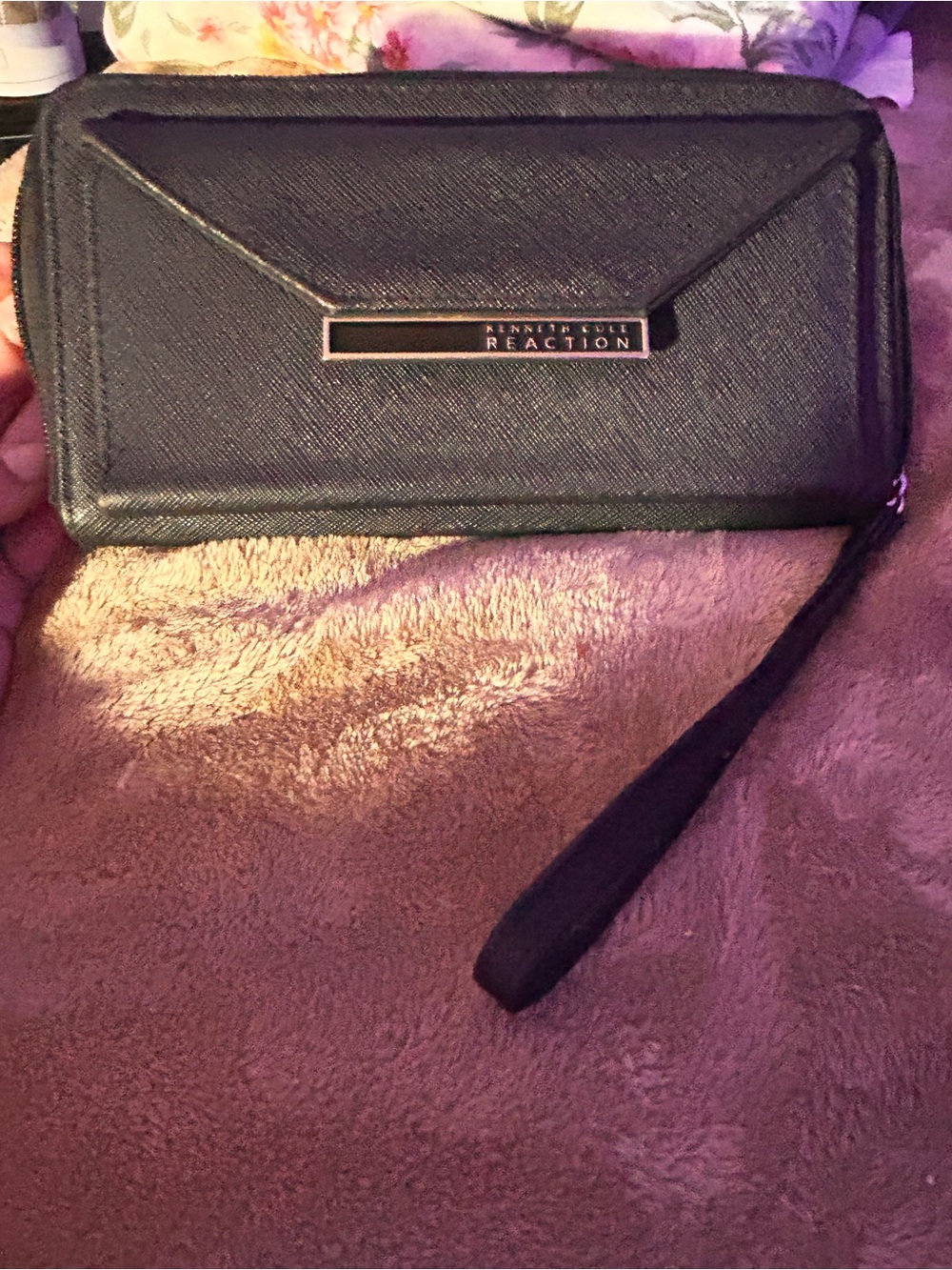 Kenneth Cole Reaction Black Envelope Wristlet Clutch